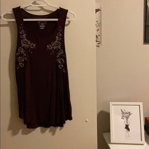 Sleeveless Tank With Flowers